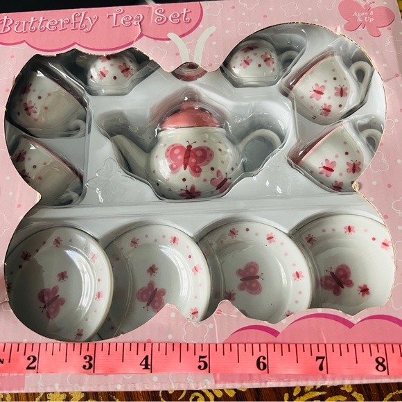 Butterfly Tea Set - Picture 6 of 7